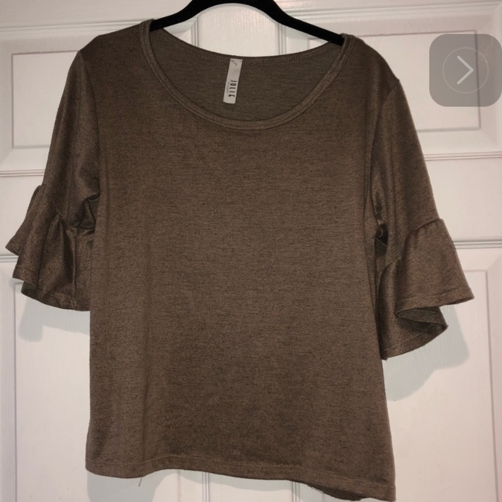 Jolie Brown Ruffle Sleeve Knit Top